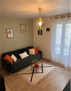 t2 à la location -   93340  LE RAINCY, surface 28 m2 location t2 - UBI474274943